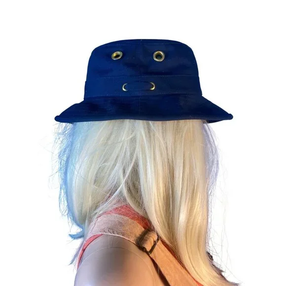 New Tilley T1 Iconic Bucket Hat Medium 7 1/4 New Navy Unisex MSRP$109 - Picture 10 of 16